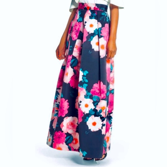Eliza J Dresses & Skirts - Eliza J Floral Maxi Skirt size 6